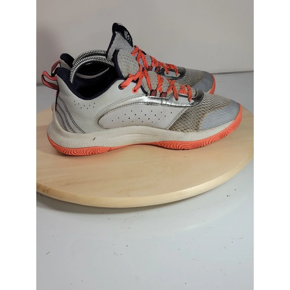 Under Armour Steph Curry 3Z6 Low Mod Grey Youth Shoes Size 7Y 3025091-101